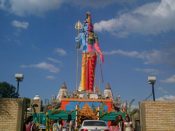 Beautiful Hindu Temples In Africa beautiful-hindu-temples-in-africa